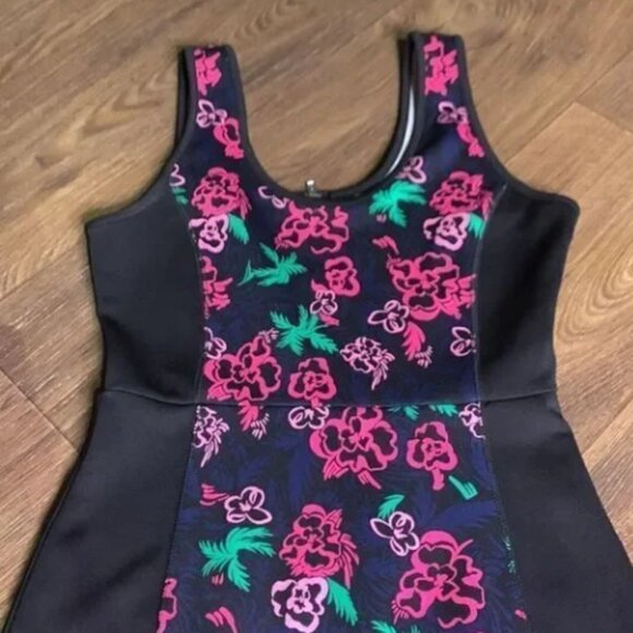 ‎Hibiscus long fitted dress  colorful tropical dress - Picture 2 of 3